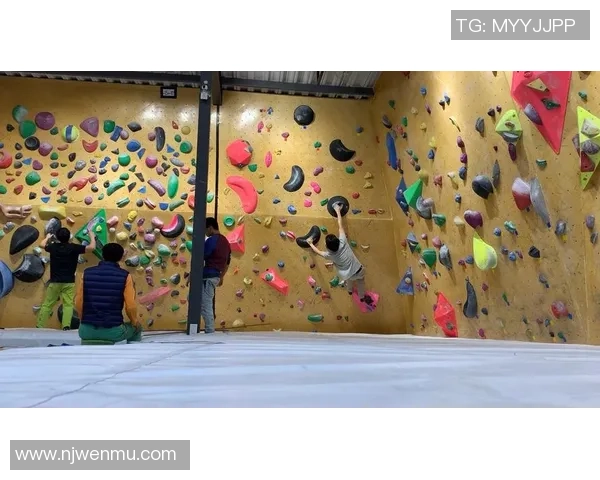 南京攀岩队战术解析：如何在比赛中运用阵地战策略提升胜率